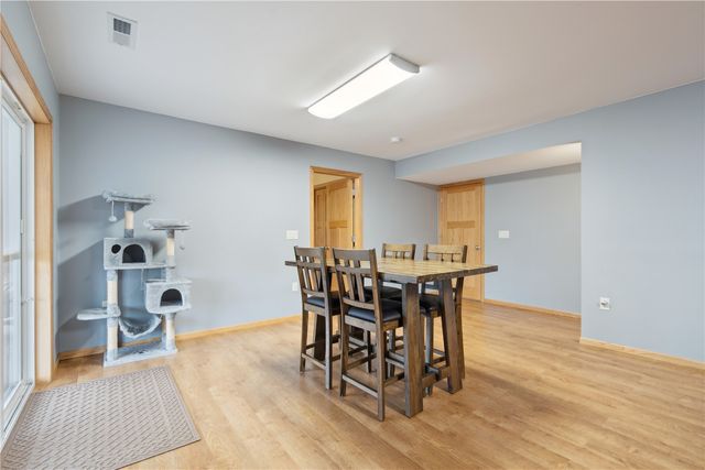 1101 Wood Lily Road, Solon, IA 52333