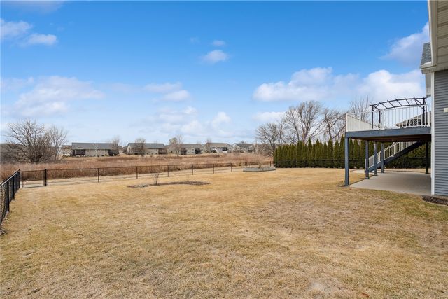 1101 Wood Lily Road, Solon, IA 52333