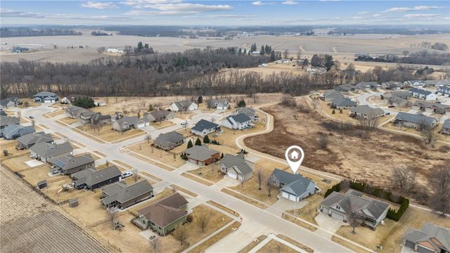 1101 Wood Lily Road, Solon, IA 52333