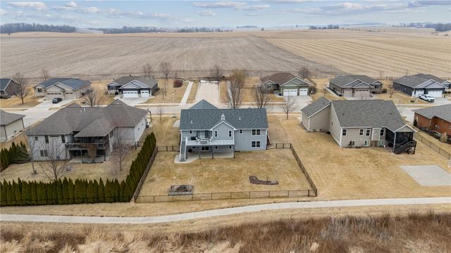 1101 Wood Lily Road, Solon, IA 52333
