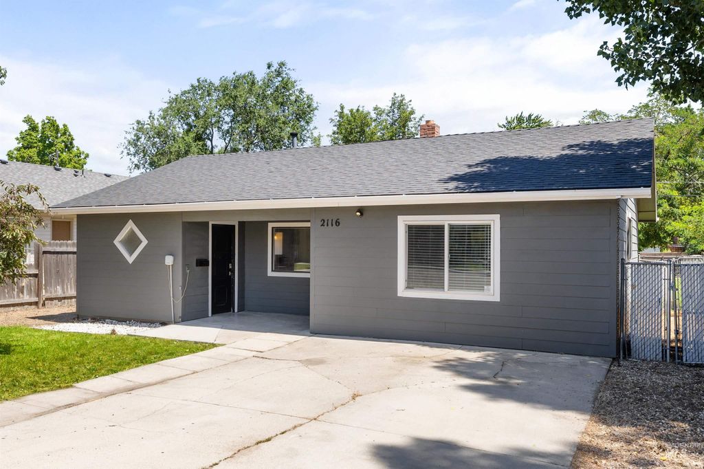 2116 S Longmont Ave, Boise, ID 83706