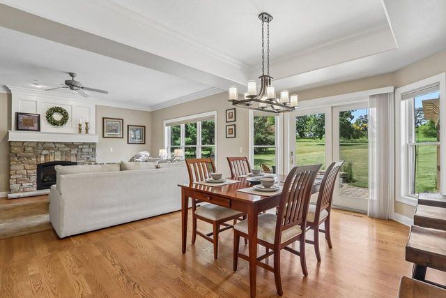 S94W31694 Gena DRIVE, Mukwonago, WI 53149