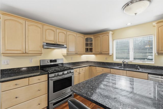 126 Leon Road, Green Tree, PA 15220