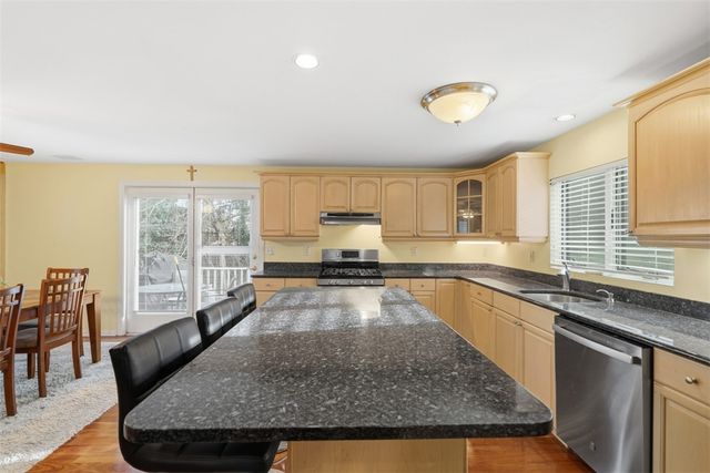 126 Leon Road, Green Tree, PA 15220