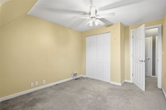 126 Leon Road, Green Tree, PA 15220