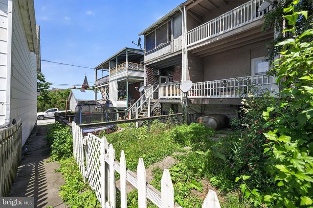 234 E MAUCH CHUNK ST, Tamaqua, PA 18252