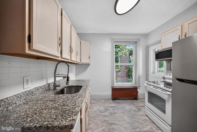 234 E MAUCH CHUNK ST, Tamaqua, PA 18252