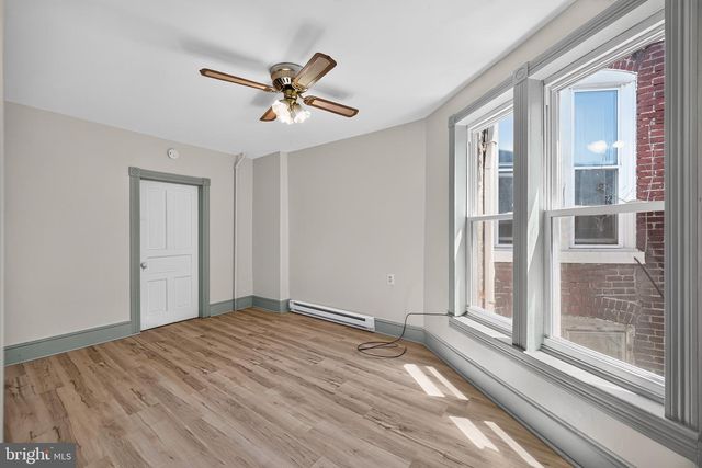 234 E MAUCH CHUNK ST, Tamaqua, PA 18252