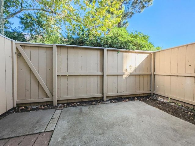 960 Kiely Boulevard F, Santa Clara, CA 95051