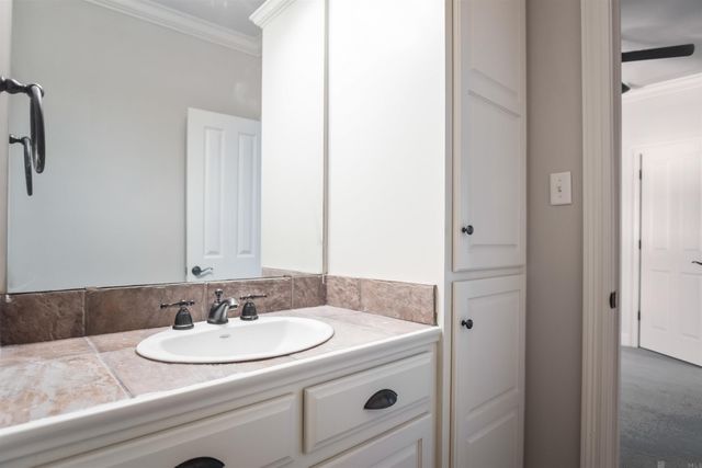 1642 Ruelle De Grace Dr, Baton Rouge, LA 70810