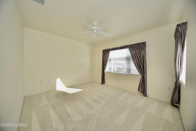 2075 W Demetrie Canyon Drive, Green Valley, AZ 85622