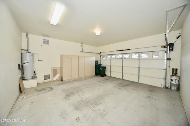 2075 W Demetrie Canyon Drive, Green Valley, AZ 85622