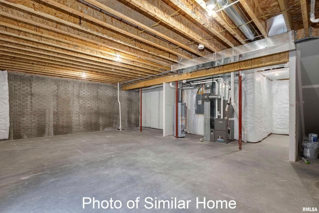 3814 ORCHARD Drive, Bettendorf, IA 52722