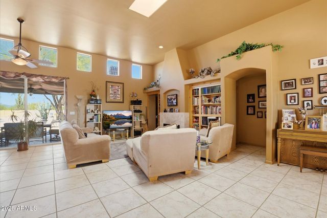 5938 E WINDSTONE Trail, Cave Creek, AZ 85331