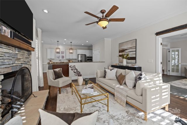 7212 Prescott Pond Lane, Charlotte, NC 28270