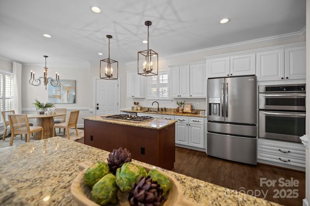 7212 Prescott Pond Lane, Charlotte, NC 28270