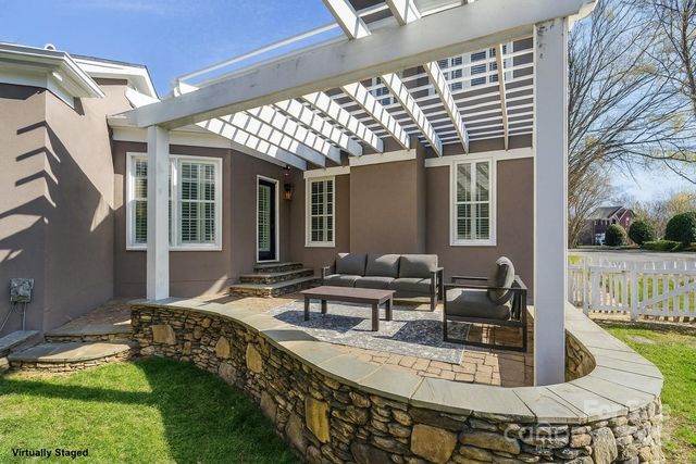 7212 Prescott Pond Lane, Charlotte, NC 28270