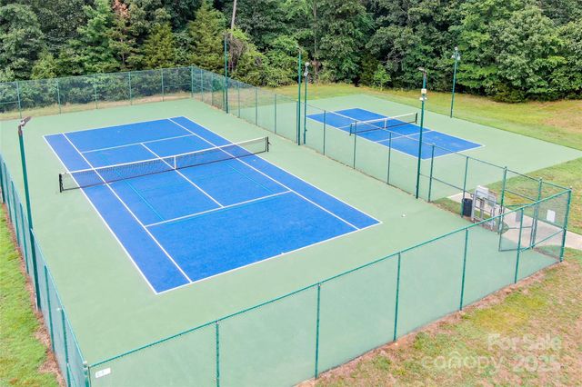 7212 Prescott Pond Lane, Charlotte, NC 28270