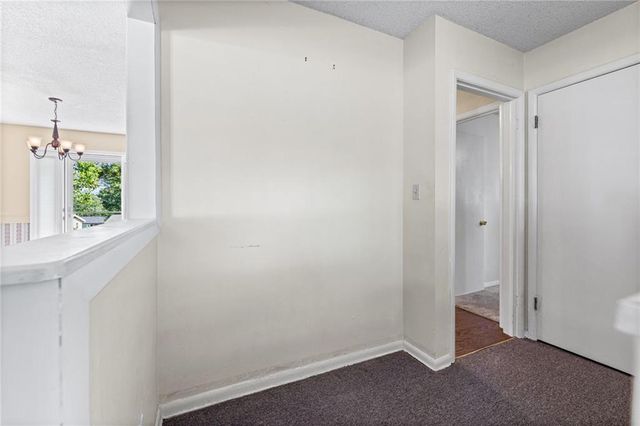 8422 W 68th Terrace, Overland Park, KS 66212