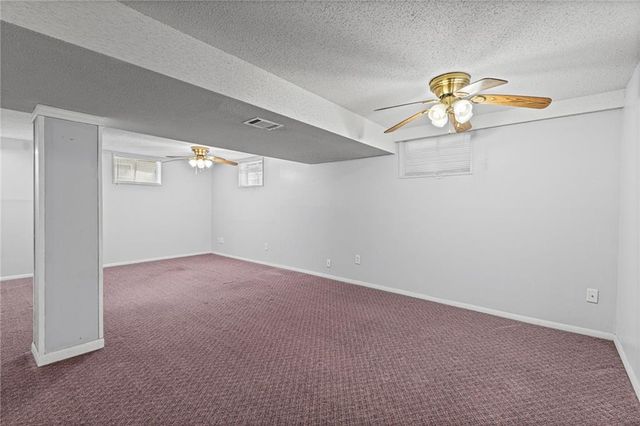 8422 W 68th Terrace, Overland Park, KS 66212