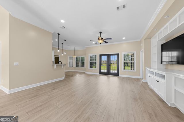 214 Fiddlers Cove Drive, Kingsland, GA 31548