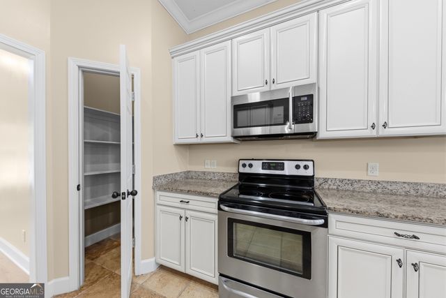 214 Fiddlers Cove Drive, Kingsland, GA 31548