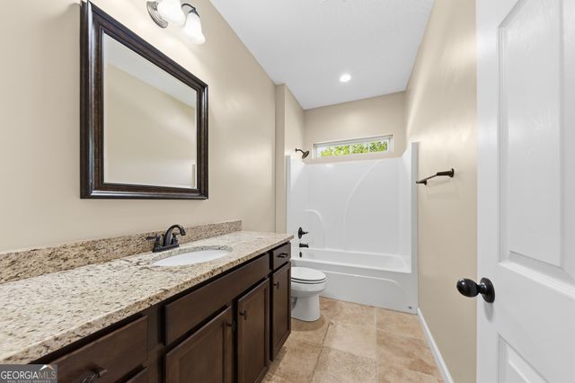 214 Fiddlers Cove Drive, Kingsland, GA 31548