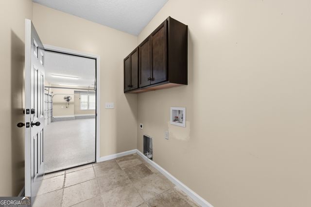 214 Fiddlers Cove Drive, Kingsland, GA 31548