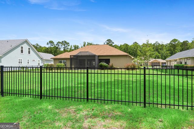 214 Fiddlers Cove Drive, Kingsland, GA 31548