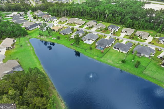214 Fiddlers Cove Drive, Kingsland, GA 31548