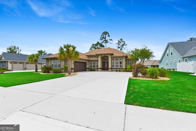 214 Fiddlers Cove Drive, Kingsland, GA 31548
