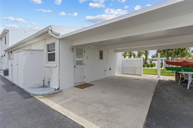 5858 MIDNIGHT PASS ROAD 13, Sarasota, FL 34242