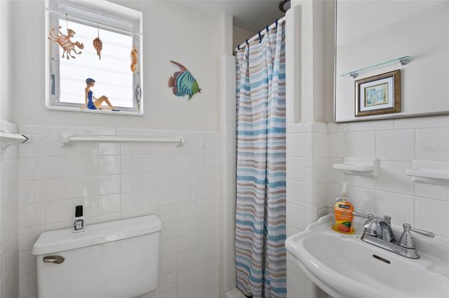5858 MIDNIGHT PASS ROAD 13, Sarasota, FL 34242