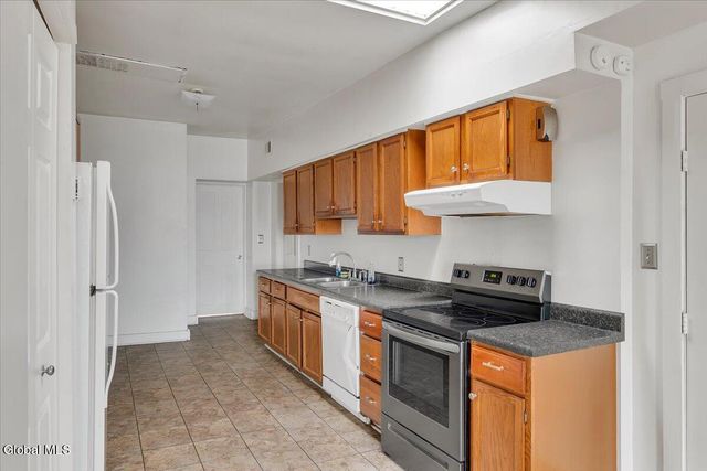 418 Madison Avenue, Albany, NY 12210