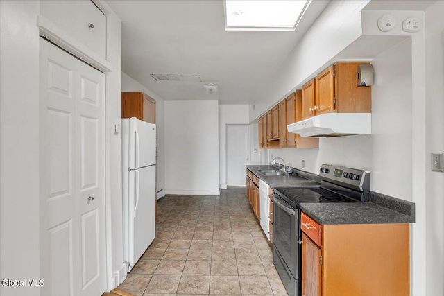 418 Madison Avenue, Albany, NY 12210