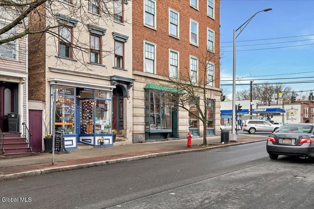 418 Madison Avenue, Albany, NY 12210