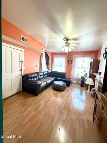 418 Madison Avenue, Albany, NY 12210