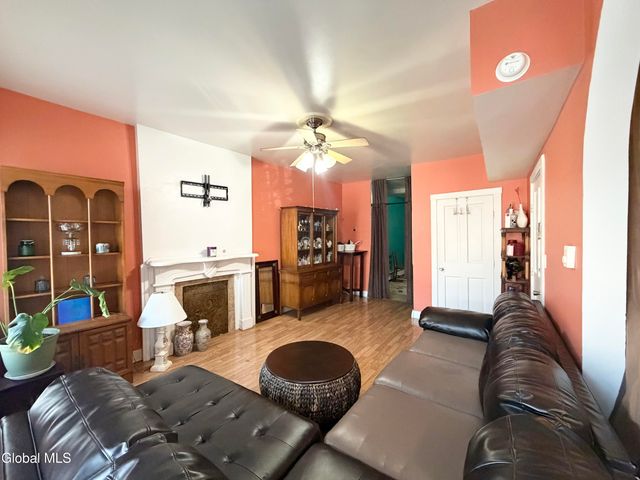 418 Madison Avenue, Albany, NY 12210