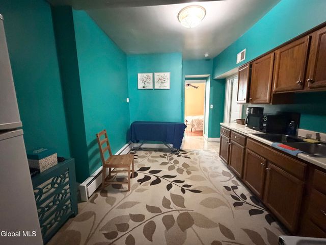 418 Madison Avenue, Albany, NY 12210