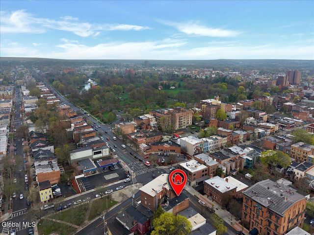 418 Madison Avenue, Albany, NY 12210
