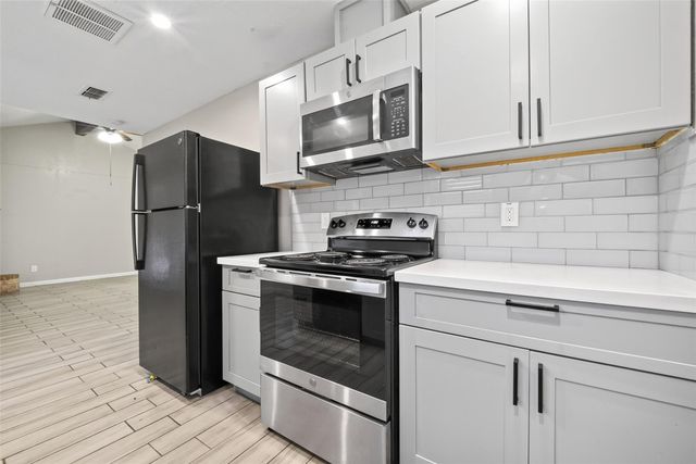 8430 Gallahad Street, Houston, TX 77078