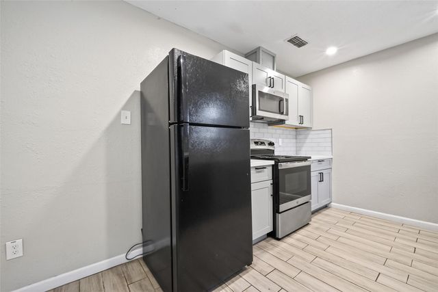 8430 Gallahad Street, Houston, TX 77078