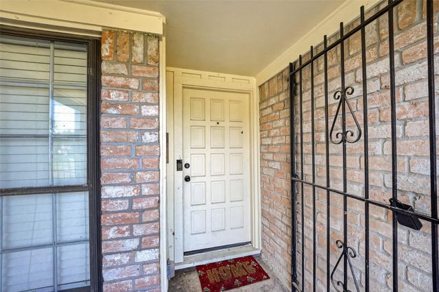 8430 Gallahad Street, Houston, TX 77078