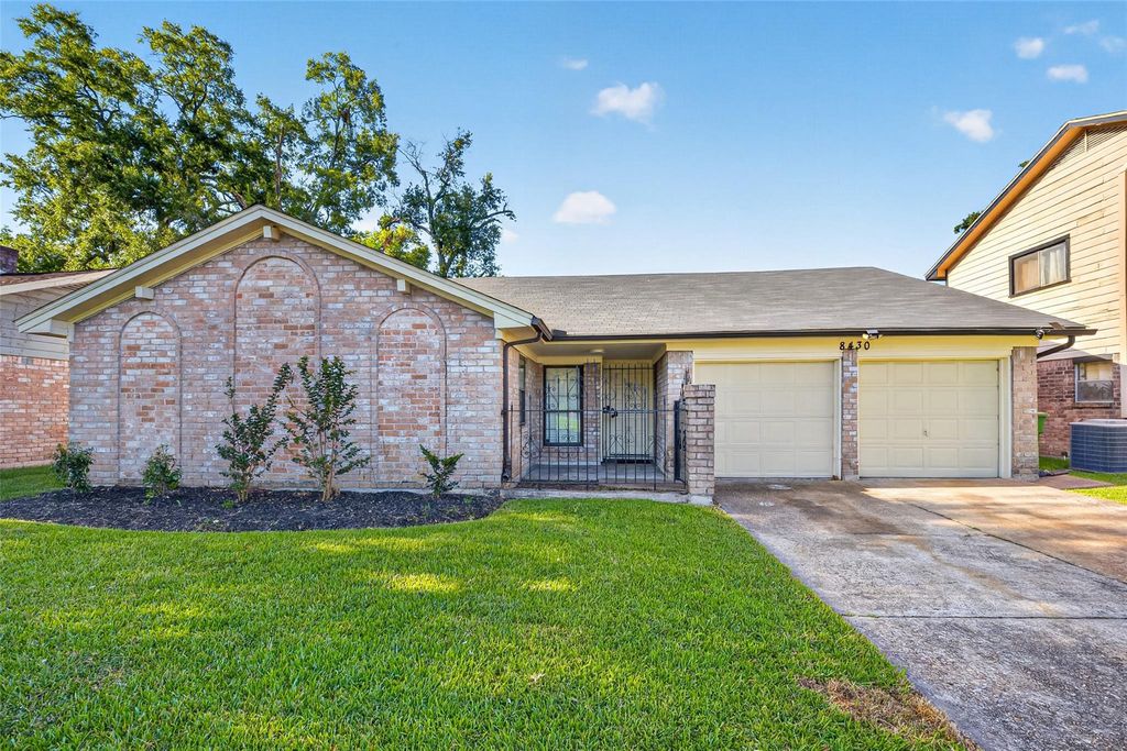 8430 Gallahad Street, Houston, TX 77078