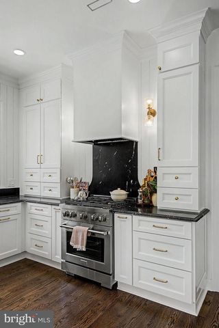 2532 12TH ST NW, Washington, DC 20009