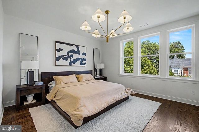 2532 12TH ST NW, Washington, DC 20009