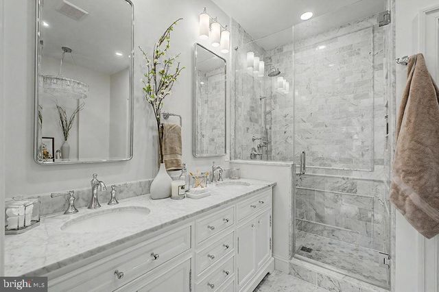 2532 12TH ST NW, Washington, DC 20009
