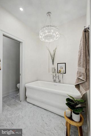 2532 12TH ST NW, Washington, DC 20009