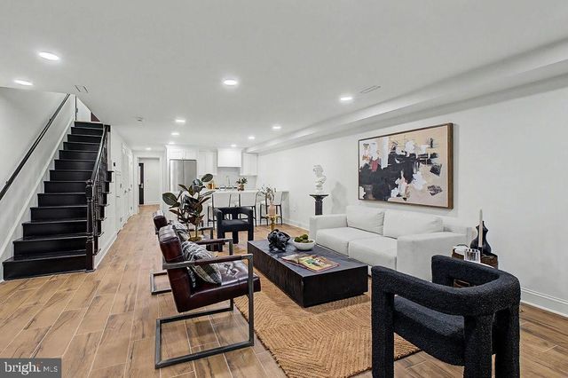 2532 12TH ST NW, Washington, DC 20009