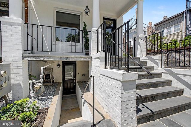2532 12TH ST NW, Washington, DC 20009